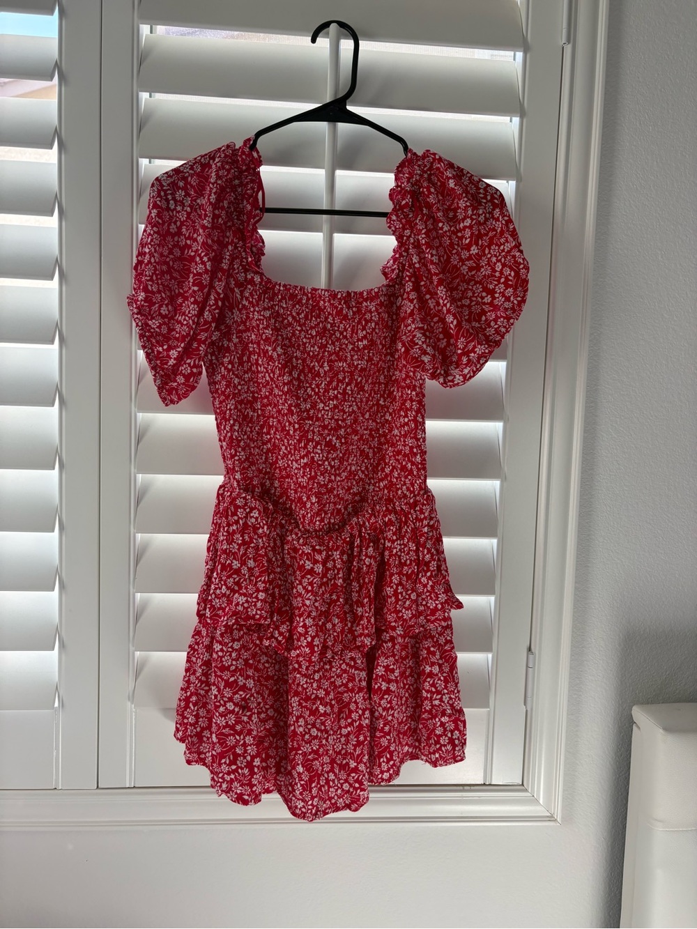 Red Floral Puff-Sleeve Smocked Mini Dress